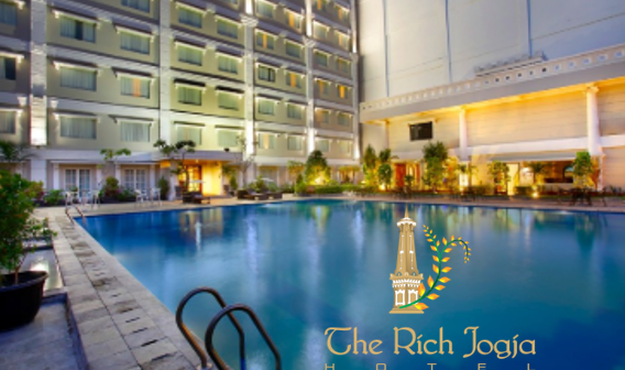 hotel dengan kolam renang di Yogyakarta