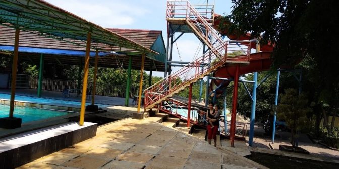 Waterboom Siwalk - kolam renang di Cirebon