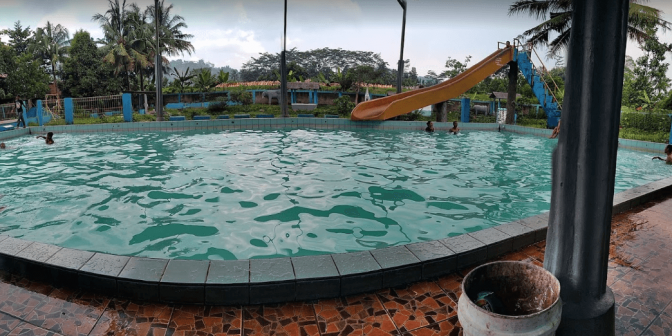 Kolam Renang Tirta Alam - kolam renang di banjar 
