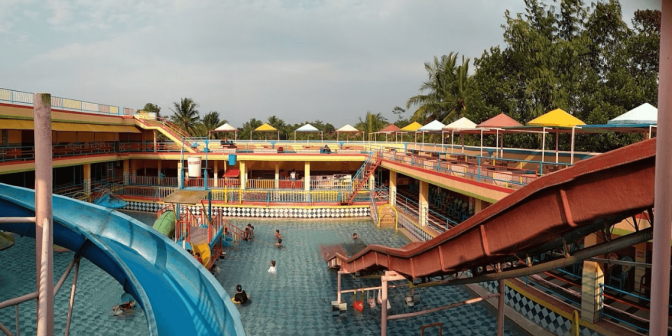 kolam renang di Cianjur - The Bagelen Son