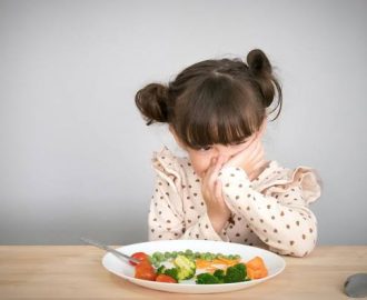 Anak Susah Makan? Simak 5 Penyebab Dan Cara Mengatasinya!