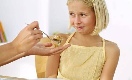 Mengatasi anak susah makan