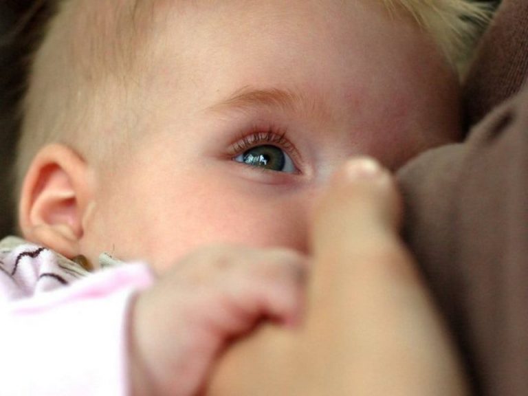Bayi Haus Terus: Penyebab & 6 Cara Mengatasinya 2