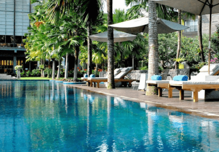 hotel dengan kolam renang di palembang.png1.png