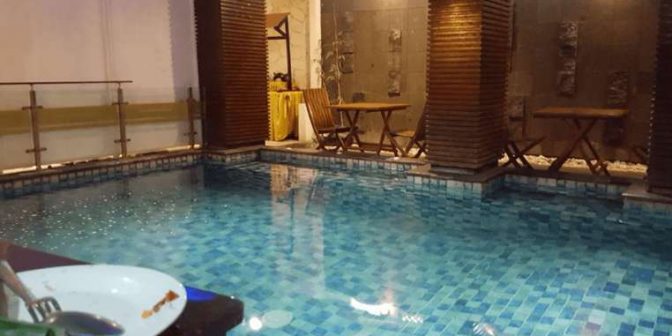 hotel dengan kolam renang di solo