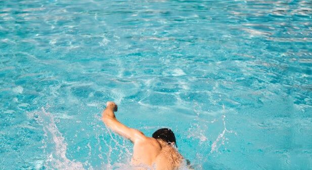 manfaat berenang bagi pria