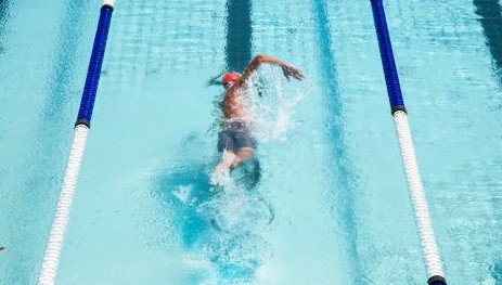 manfaat berenang