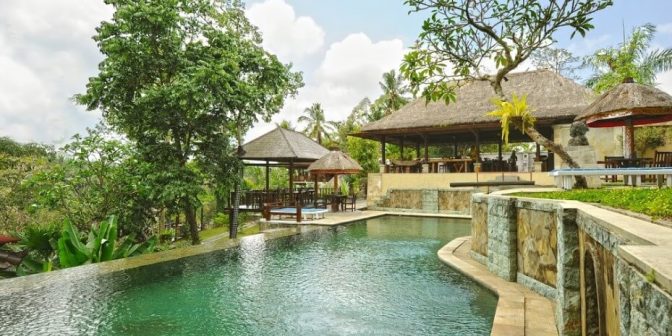 hotel dengan private pool di Bali