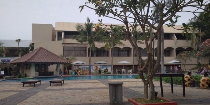 hotel dengan private pool di Semarang