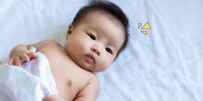 Usia Bayi 2 Bulan, Ini 7 Perkembangan Fisik & Kognitifnya 3