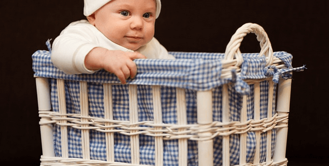 7 Nama Bayi Laki Laki Inggris yang Keren & Bermakna Baik 1