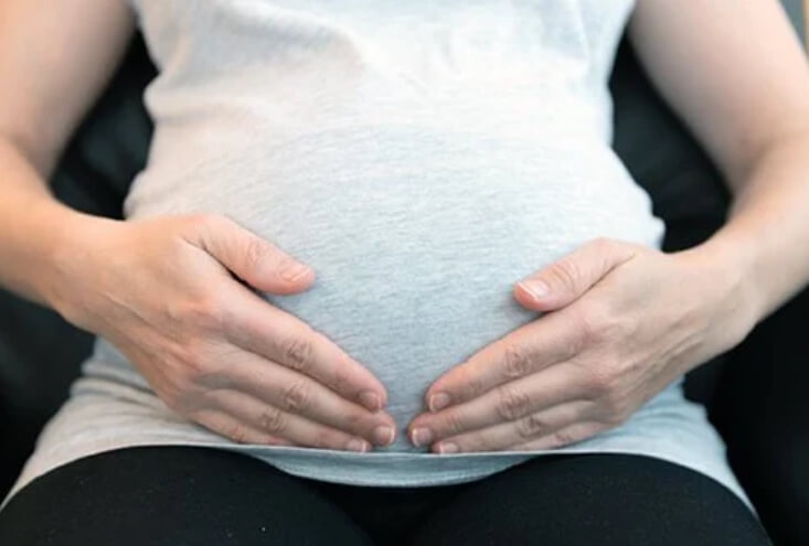 Menghitung Tendangan Bayi pada Masa Kehamilan, Bagaimana Caranya?
