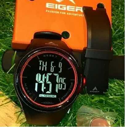 Jam tangan renang Eiger