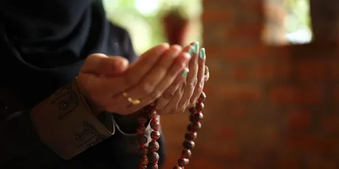 Doa niat puasa ganti Ramadhan karena haid