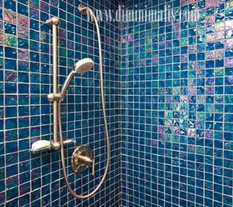 mozaik untuk kamar mandi, mozaik dinding kitchen set, cara memasang keramik mozaik