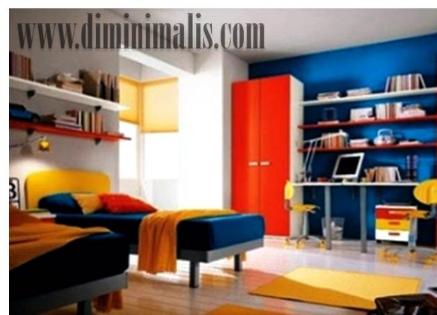 desain interior colorful, warna dinding kontras, perpaduan warna cat tembok dan kusen, warna cat ruang tamu 2 warna