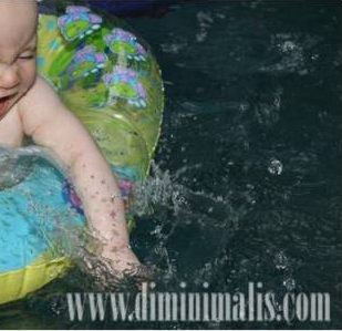 Kolam renang yang aman untuk bayi dan anak