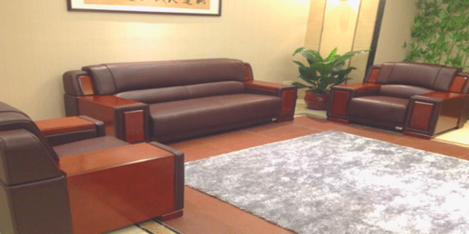 sofa kantor dengan kombinasi kayu