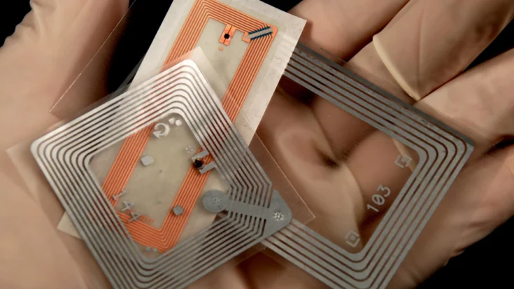 Getting to Know RFID Systems Understanding RFID Inlays, RFID Tags, and RFID Labels 3