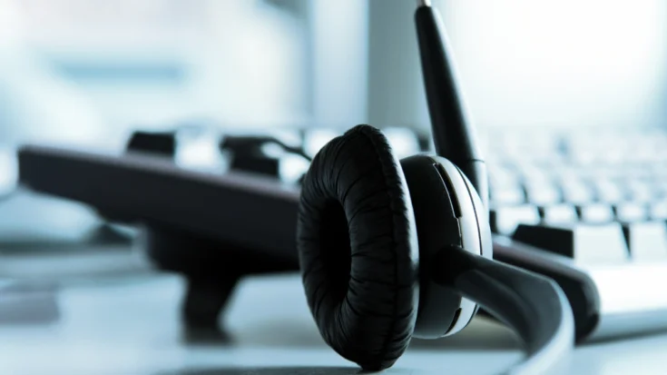 DECT vs Bluetooth A Comparison of Wireless Headsets 2