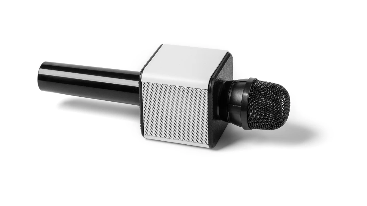 The Advantages and Disadvantages of Wireless Microphones that You Must Know 2
