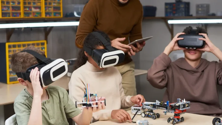 4 High-Tech Applications of Smart Glasses Revolutionizing the Industrial Sector 2