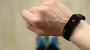 Exposing the 5 Most Important Wellness Monitoring Features of Fitness Trackers