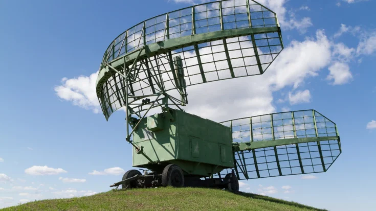 Navigating The 5 Advantages and Disadvantages of Radar Security in The Military 3
