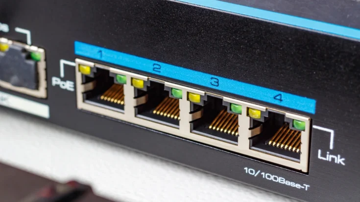 Switch PoE (Power over Ethernet) Definition, How it Works, and the 4 Advantages 2