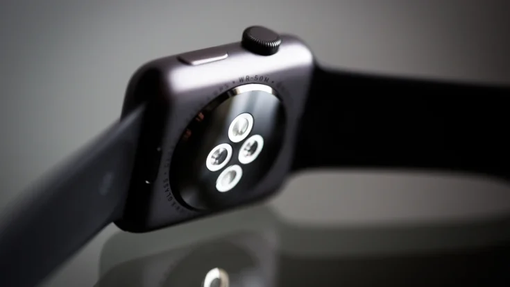 The 5 Disadvantages of Smartwatch That May Surprise You 2