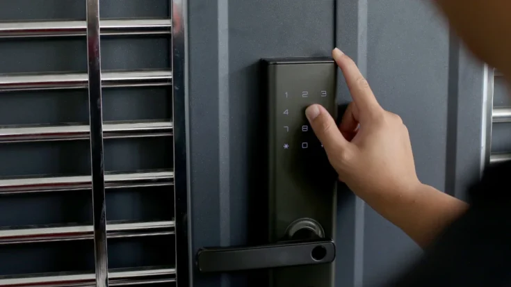 The Evolution of Security Advantages and Disadvantages of Smart Door Lock 2