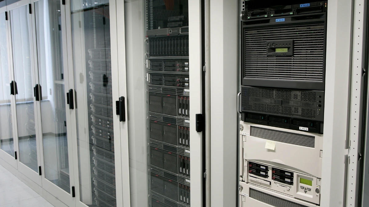 Coarse Wavelength Division Multiplexing: Definition, Development of the Technology, and the Advantages