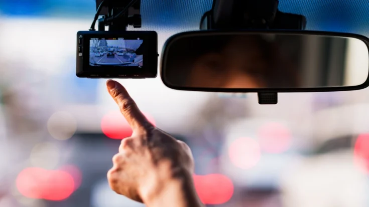 Dashboard Camera GoPro, is that Possible Knowing Its Advantages and Disadvantages 3