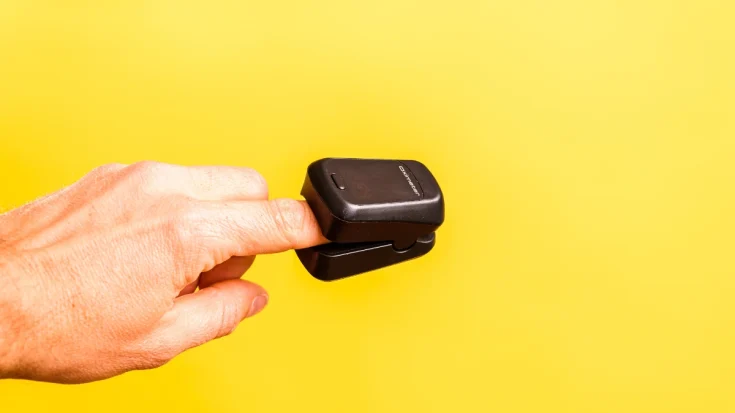 Demystifying the Advantages and Disadvantages of Pulse Oximeter 4