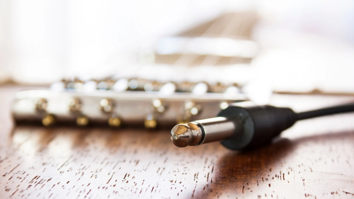 Does a Wireless Guitar System Affect Tone? Knowing the Causes and the Solutions