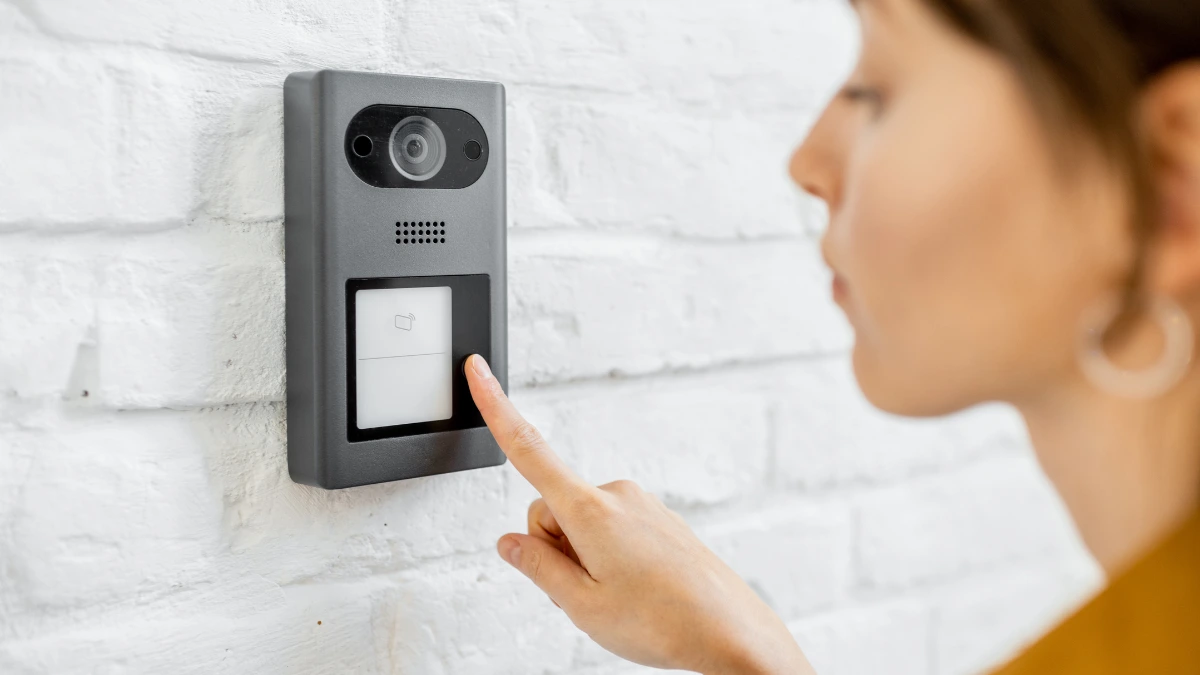 Intercom Definition, Types, Functions, Regulations in Indonesia