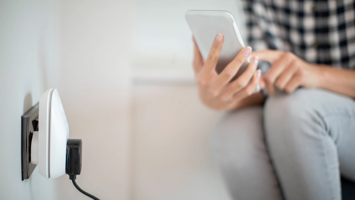 Knowing The 4 Advantages and Disadvantages of Smart Plug 2