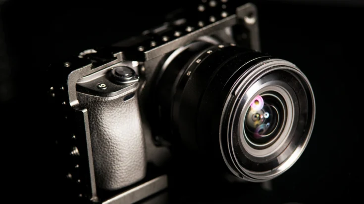Mirrorless Camera Definition, Usability, and Advantages 2