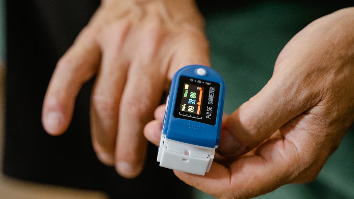 Pulse Oximeter Definition, How it Works, Functions, and Regulation in Indonesia