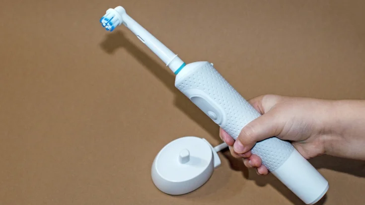 Knowing the 5 Clean Advantages and Disadvantages of Smart Toothbrush 4