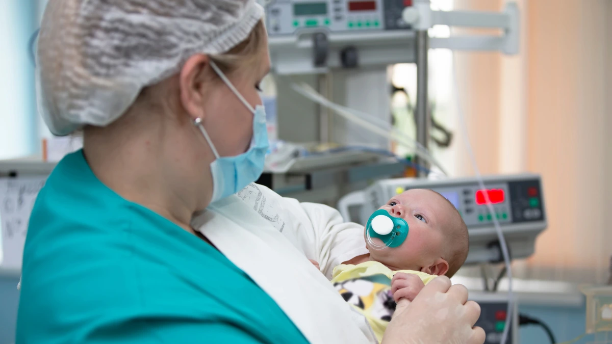 Neonatal Monitor Definition, Functions, and Advantages 3