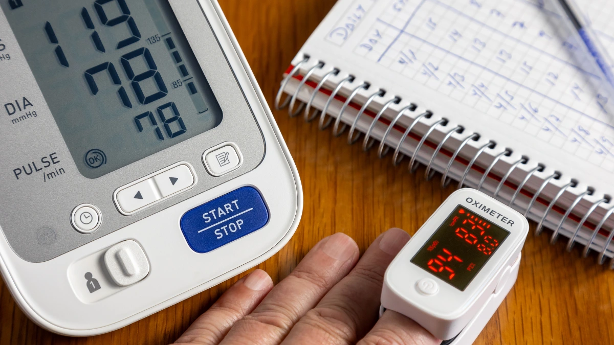 Portable Patient Monitor Definition, Functions, and Advantages