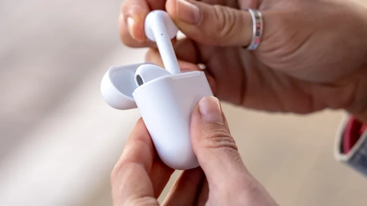 True Wireless Stereo Definition, How it Works, Functions, and Regulation in Indonesia 2