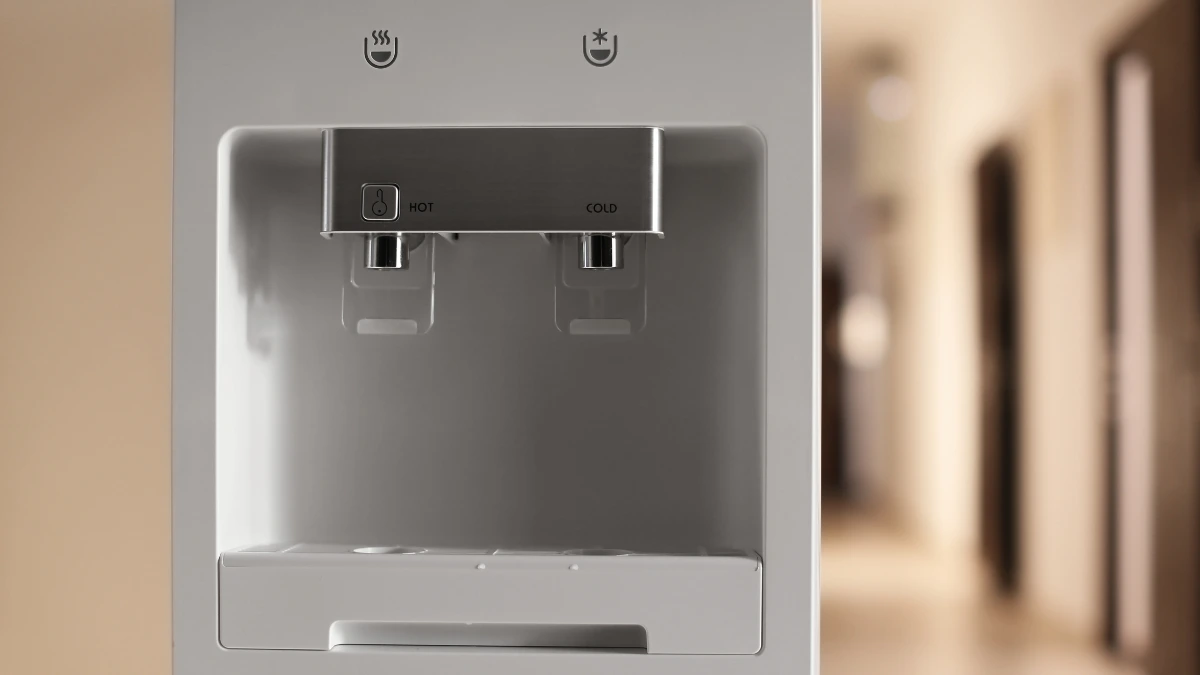 Knowing the 5 Pure Advantages and Disadvantages of Smart Water Dispenser 3