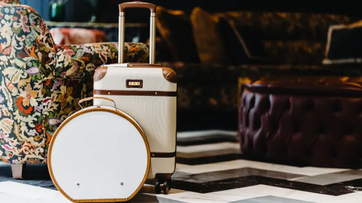 Smart Luggage Definition, Features, Benefits, and Regulation in Indonesia 2