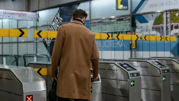 The Advantages and Disadvantages of Flap Barrier Traffic Flow Efficiency With Lack of Flexibility 2