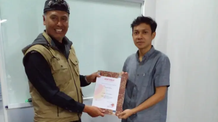 Dimulti Arranges Writing Class for Employees Measures to Improve Employee Quality 4