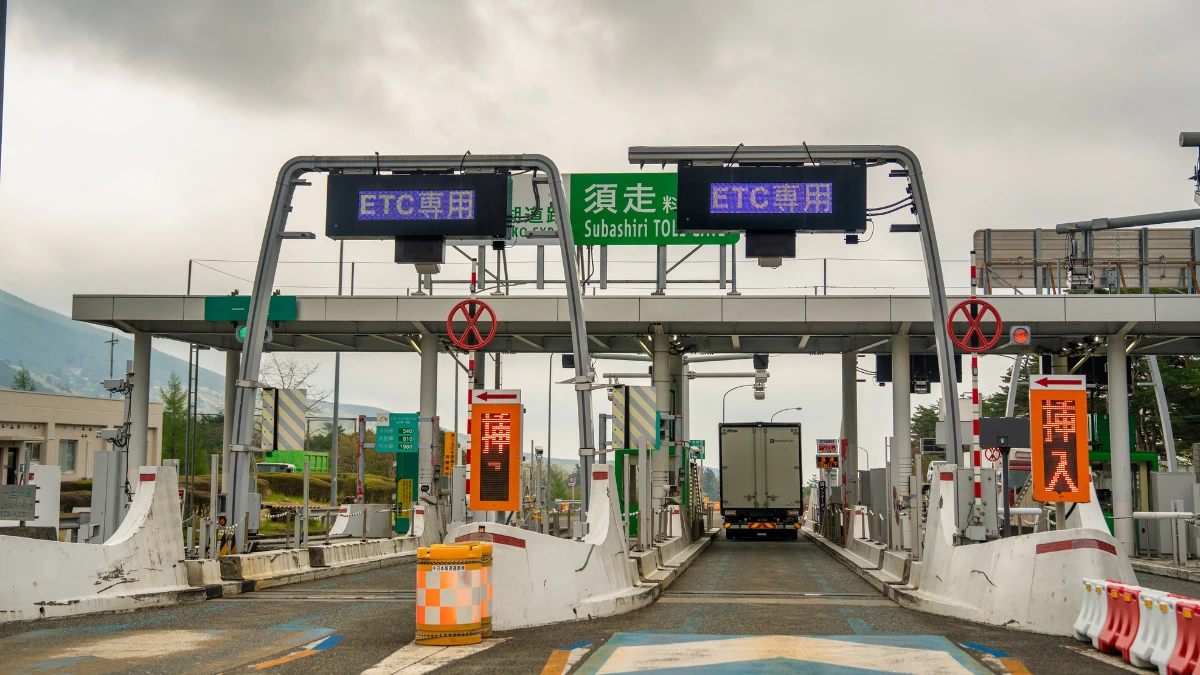 Electronic Toll Collection (ETC) System The Implementation of ITS for Improving Efficiency, Convenience, and Safety